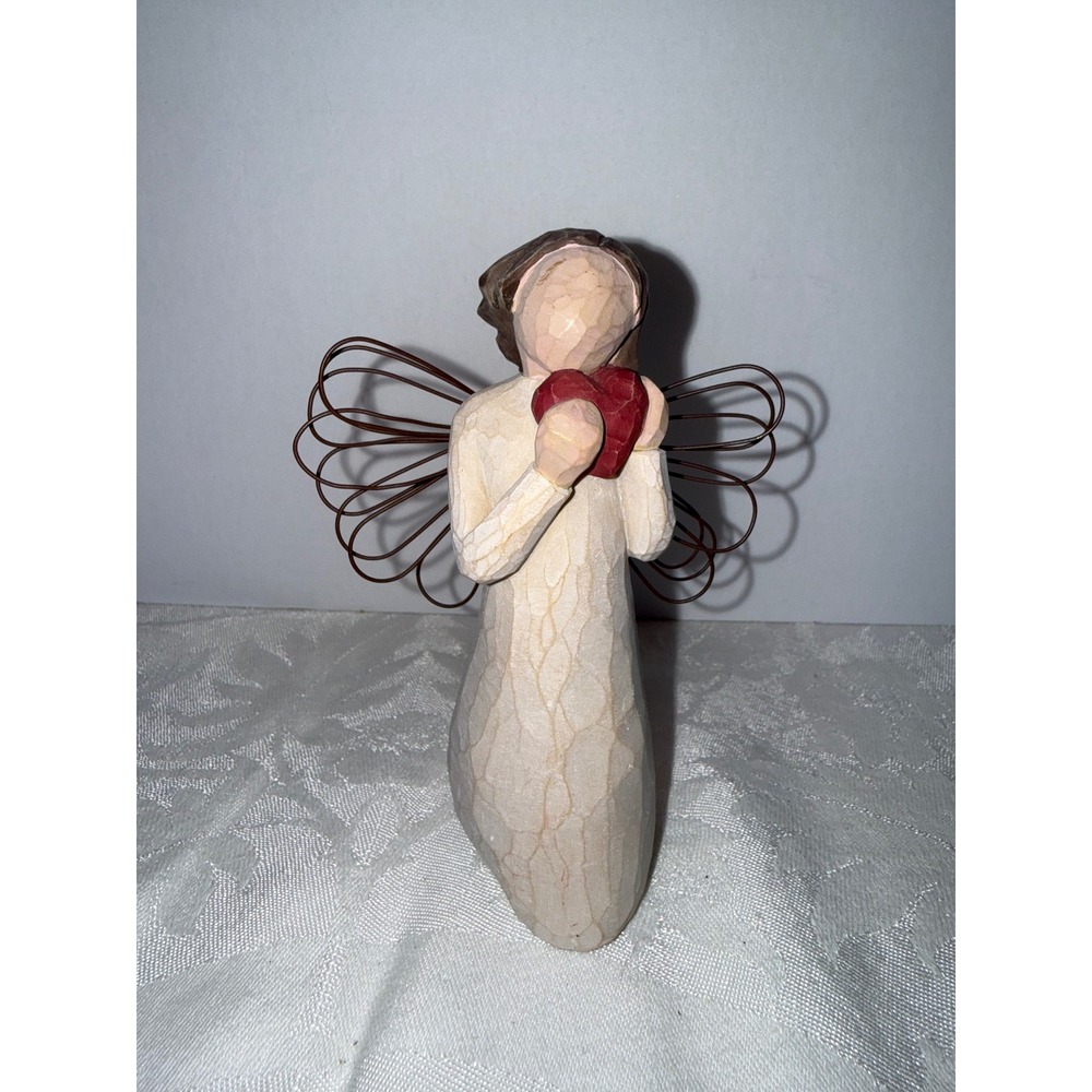 Willow Tree Angel of the Heart Figurine Susan Lordi DEMDACO 2000 Red Heart 5in